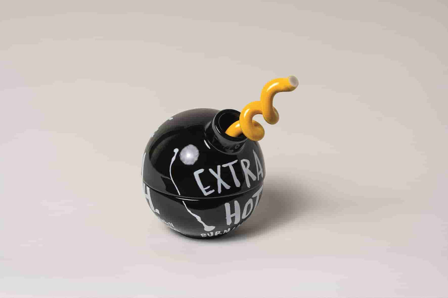 Selwyn Senatori - kunstkado - Bomba Nera Extra Hot