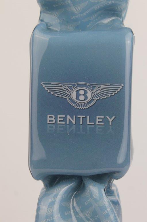 Michael Daniels - Art Candy - Bentley blauw