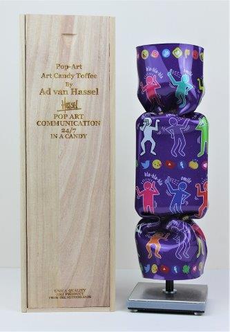 Ad van Hassel - Art Candy - Communication paars