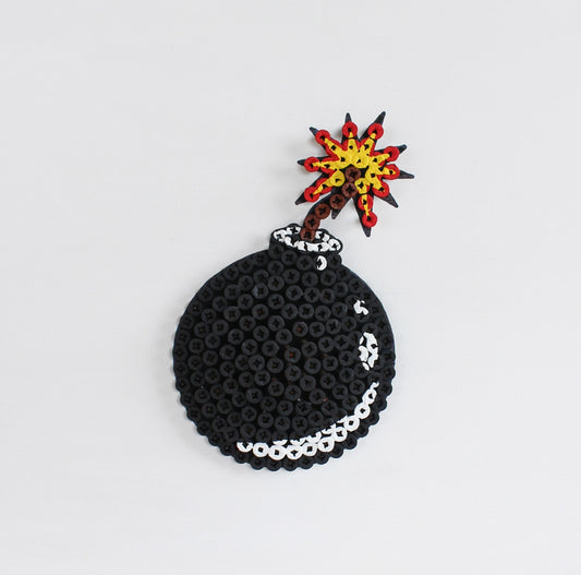 Alessandro Padovan - Screw art - Mini Bomb